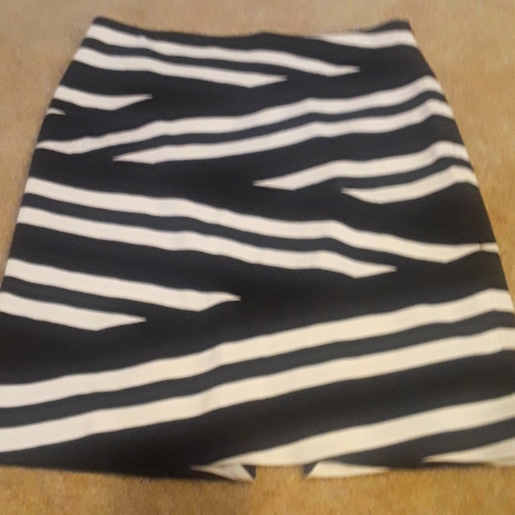 White House Black Market Dresses & Skirts - White House Black Market striped skirt